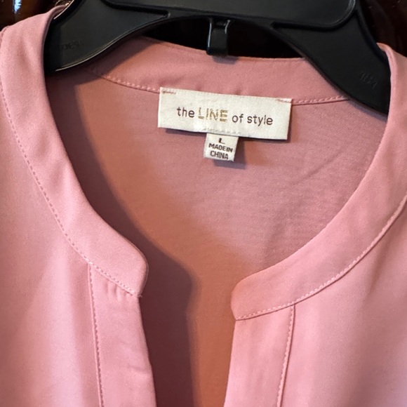 The Line of Style Pink Balloon Sleeve Blouse - Picture 2 of 4